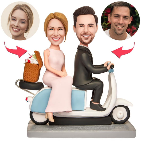 Custom Wedding Bobbleheads with Engraved Text Personalized Wedding Gifts - Honeymoon Trip